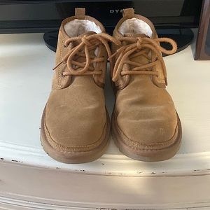 UGG Neumel chestnut size 8